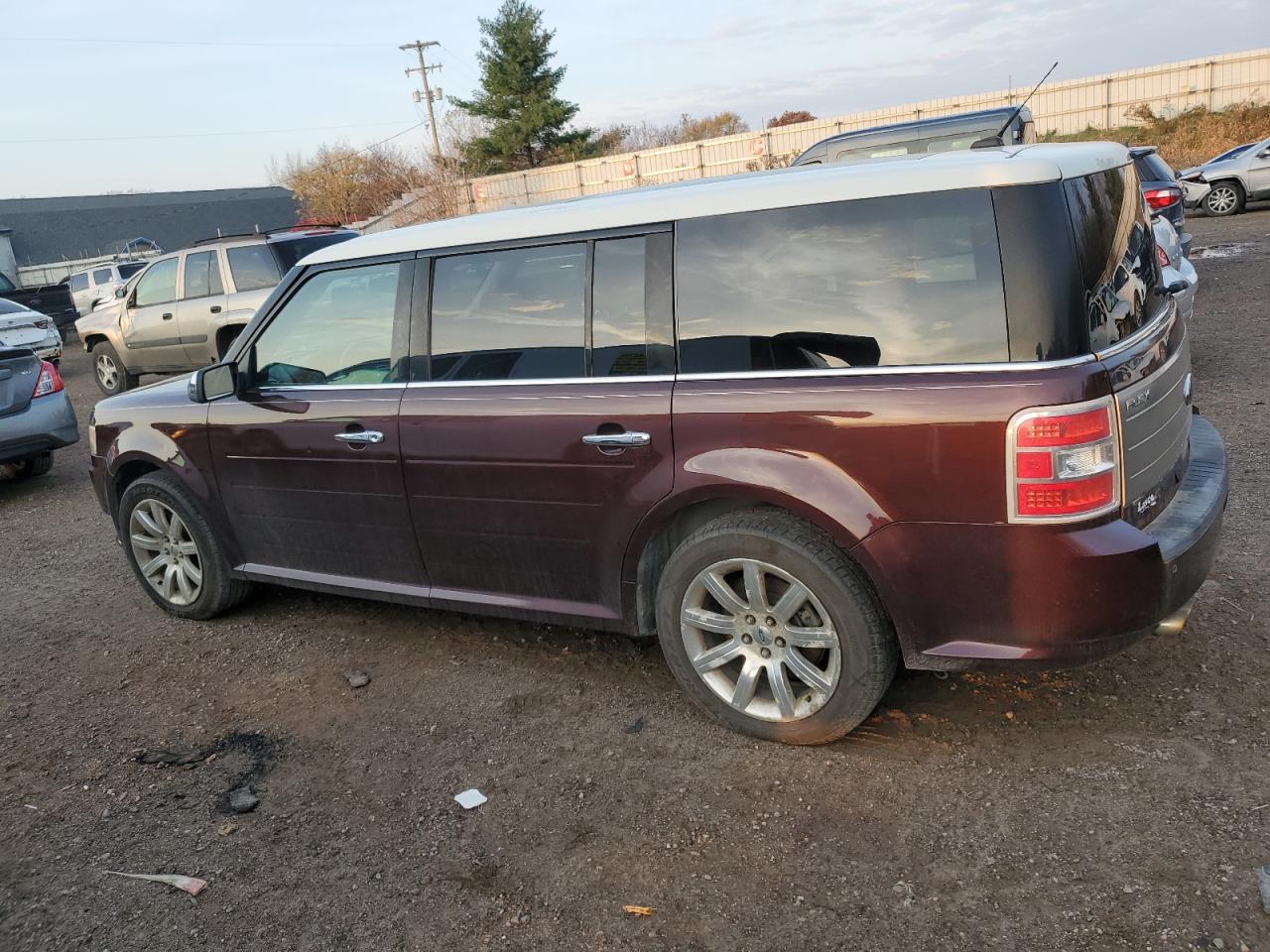 2009 Ford Flex - Image 2
