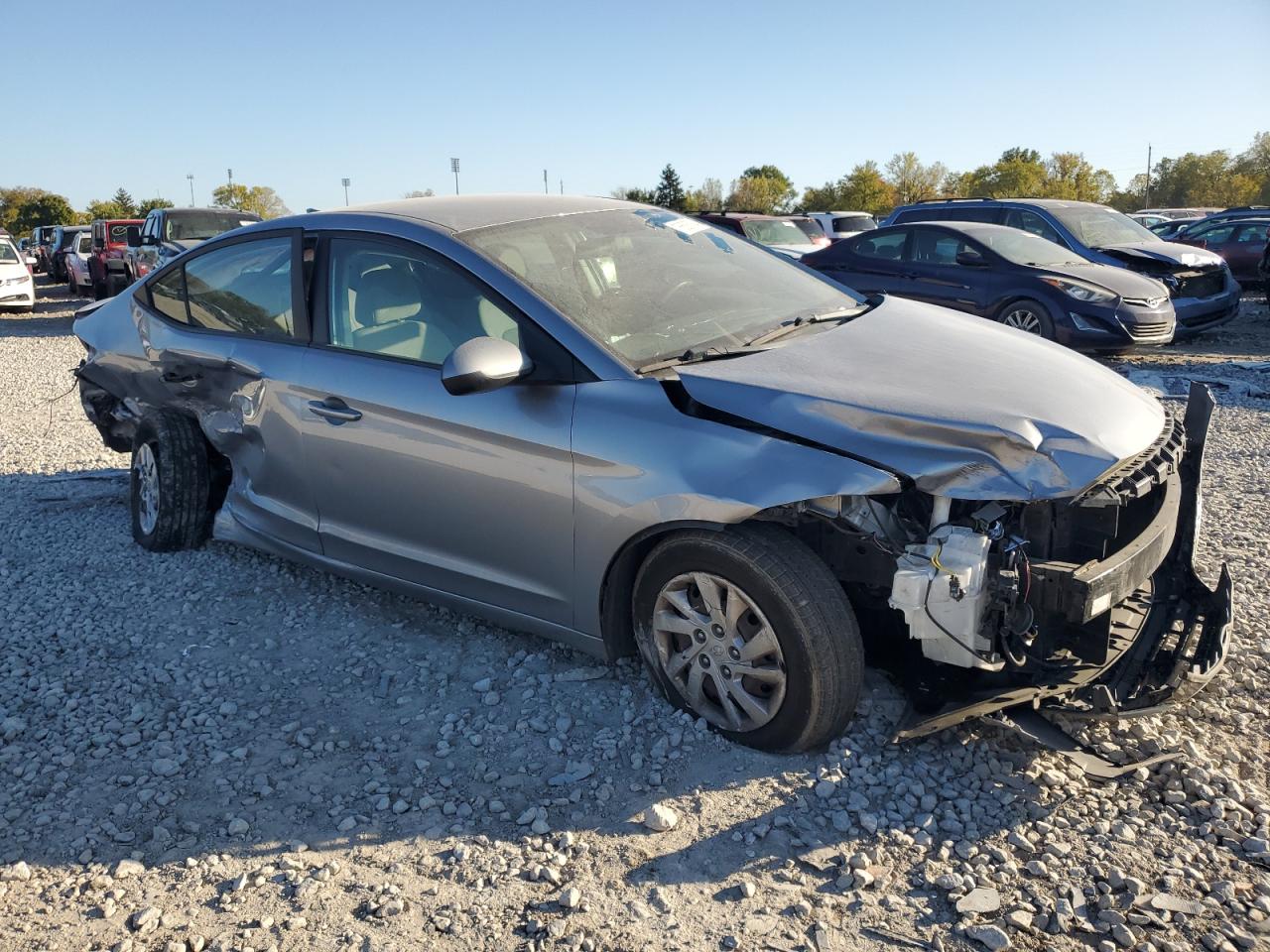 2017 Hyundai Elantra - Image 4