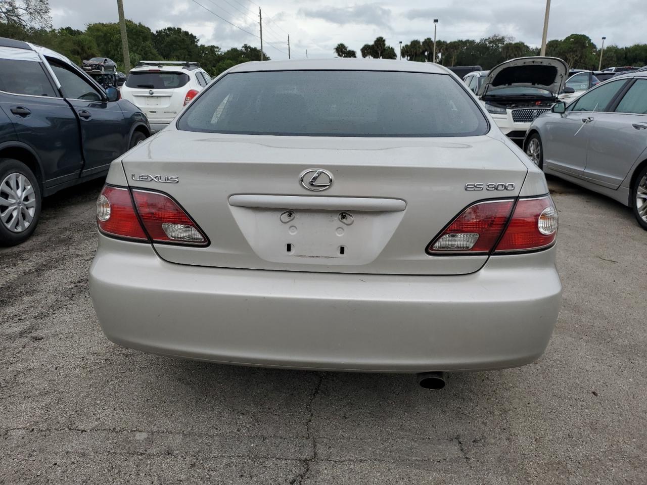 2002 Lexus Es 300 VIN: JTHBF30G020012947 Lot: 74689514