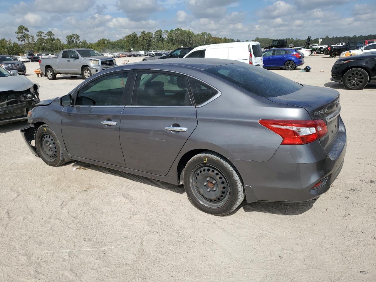 2019 Nissan Sentra - Image 2