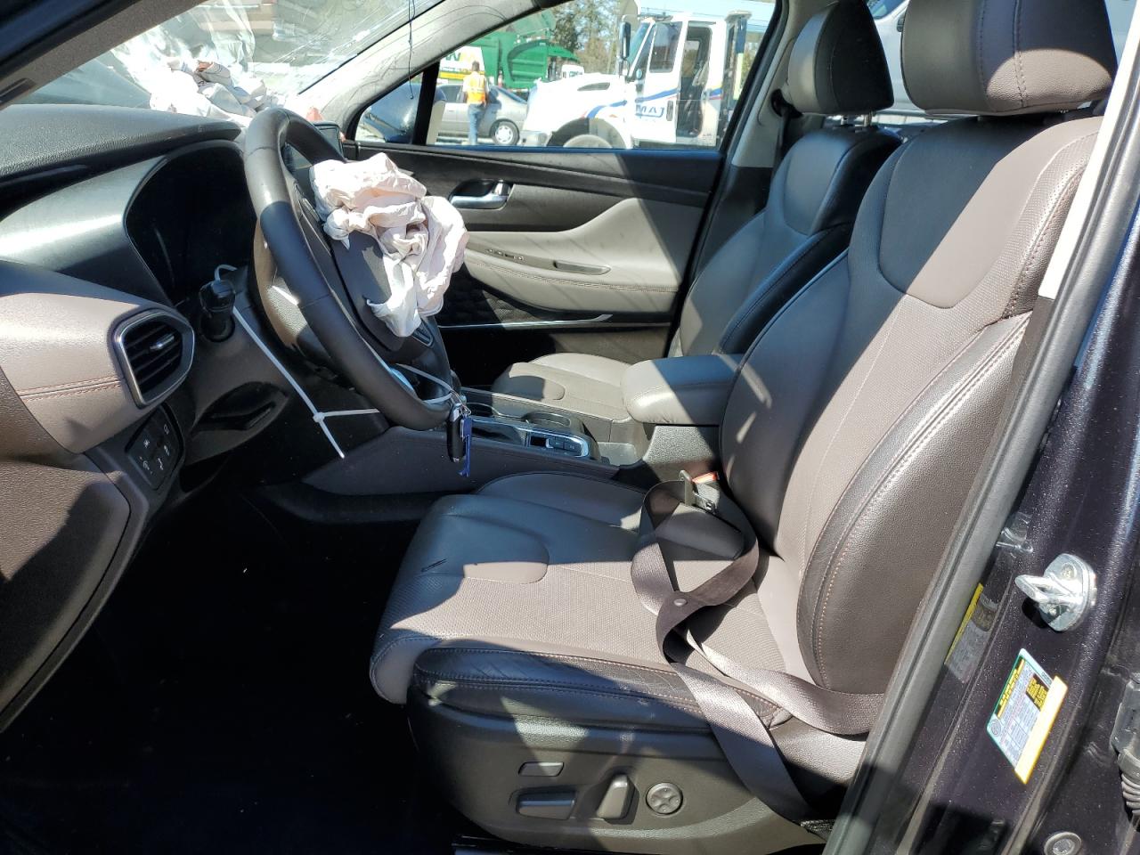2020 Hyundai Santa Fe - Image 7