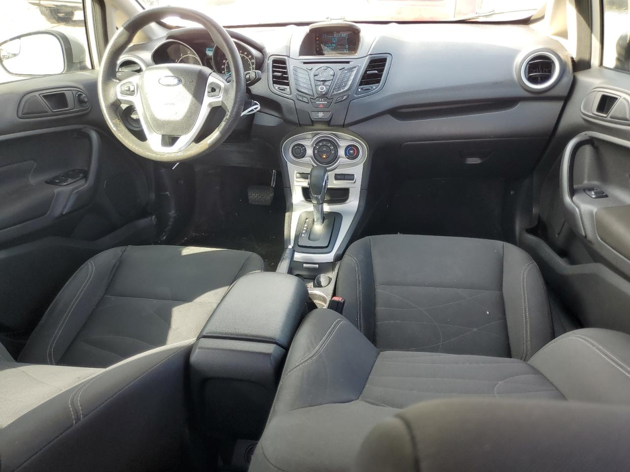 2017 Ford Fiesta Se VIN: 3FADP4BJXHM157057 Lot: 76052734