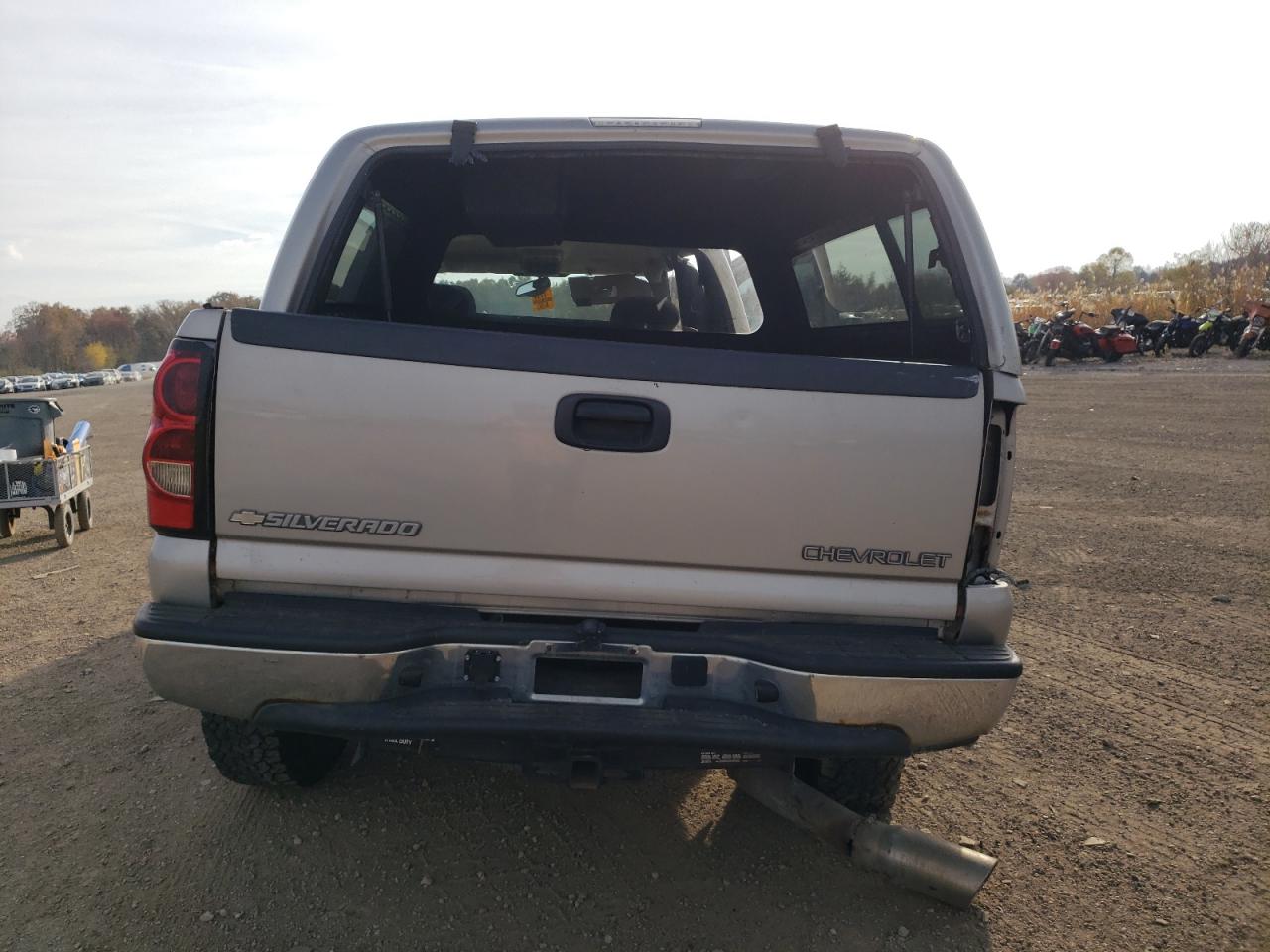 2004 Chevrolet Silverado K2500 Heavy Duty VIN: 1GCHK29224E356133 Lot: 78276064