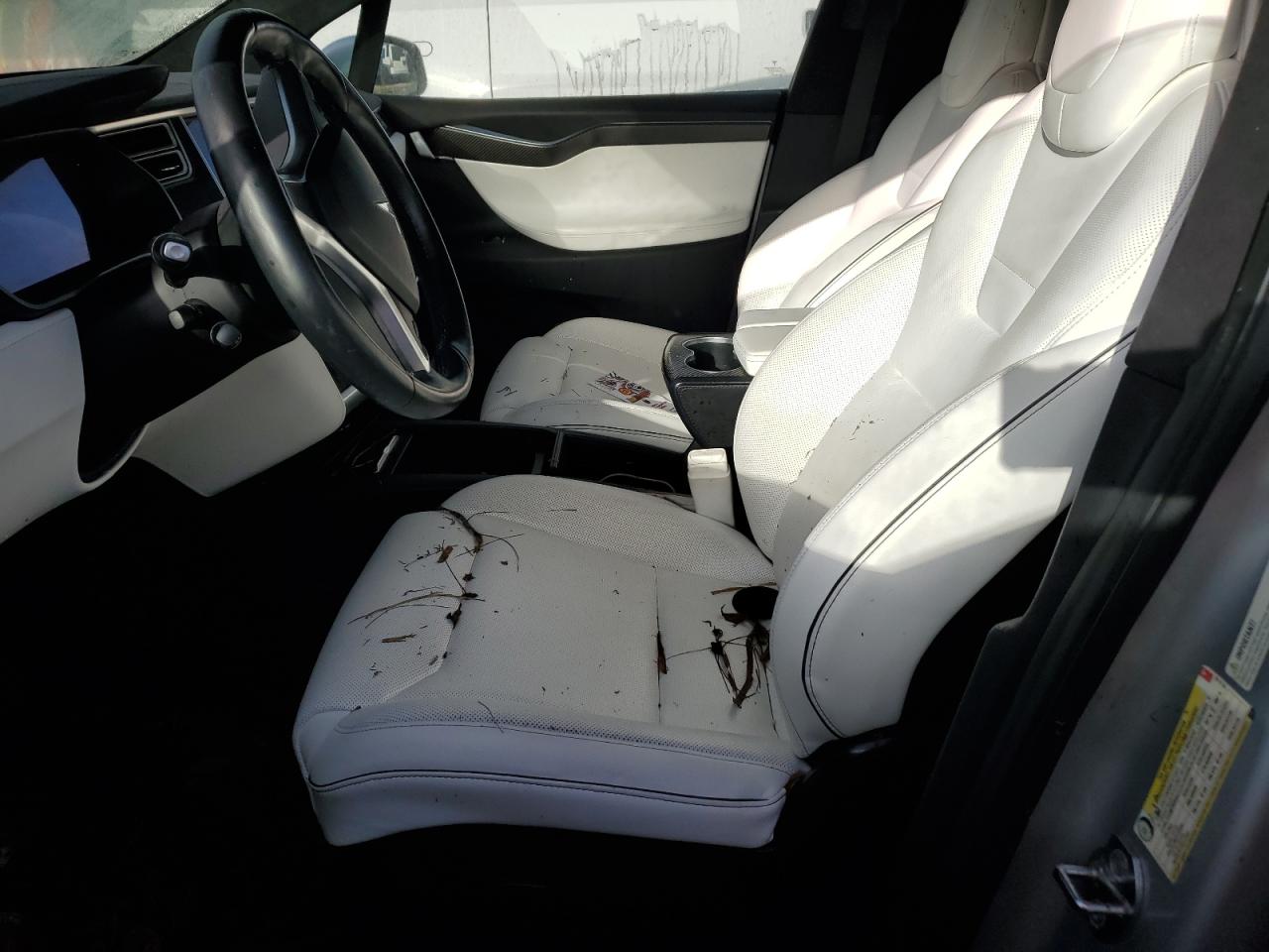 5YJXCBE27GF011116 2016 Tesla Model X