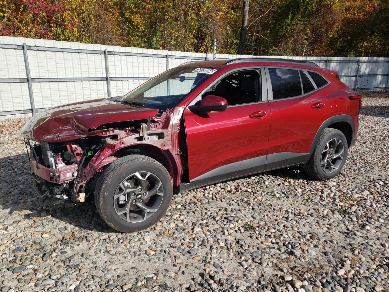 KL77LHE24RC228493 2024 CHEVROLET TRAX - Image 1