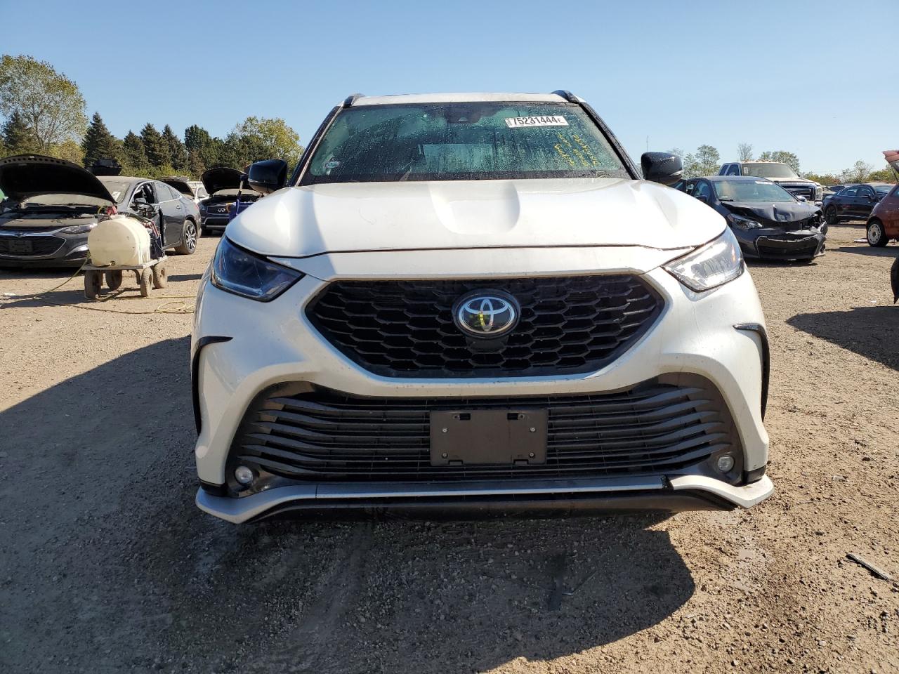 2021 Toyota Highlander - Image 5