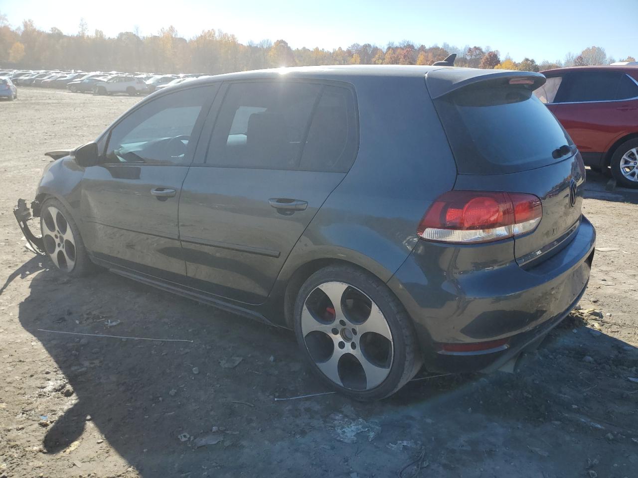 2010 Volkswagen GTI - Image 2