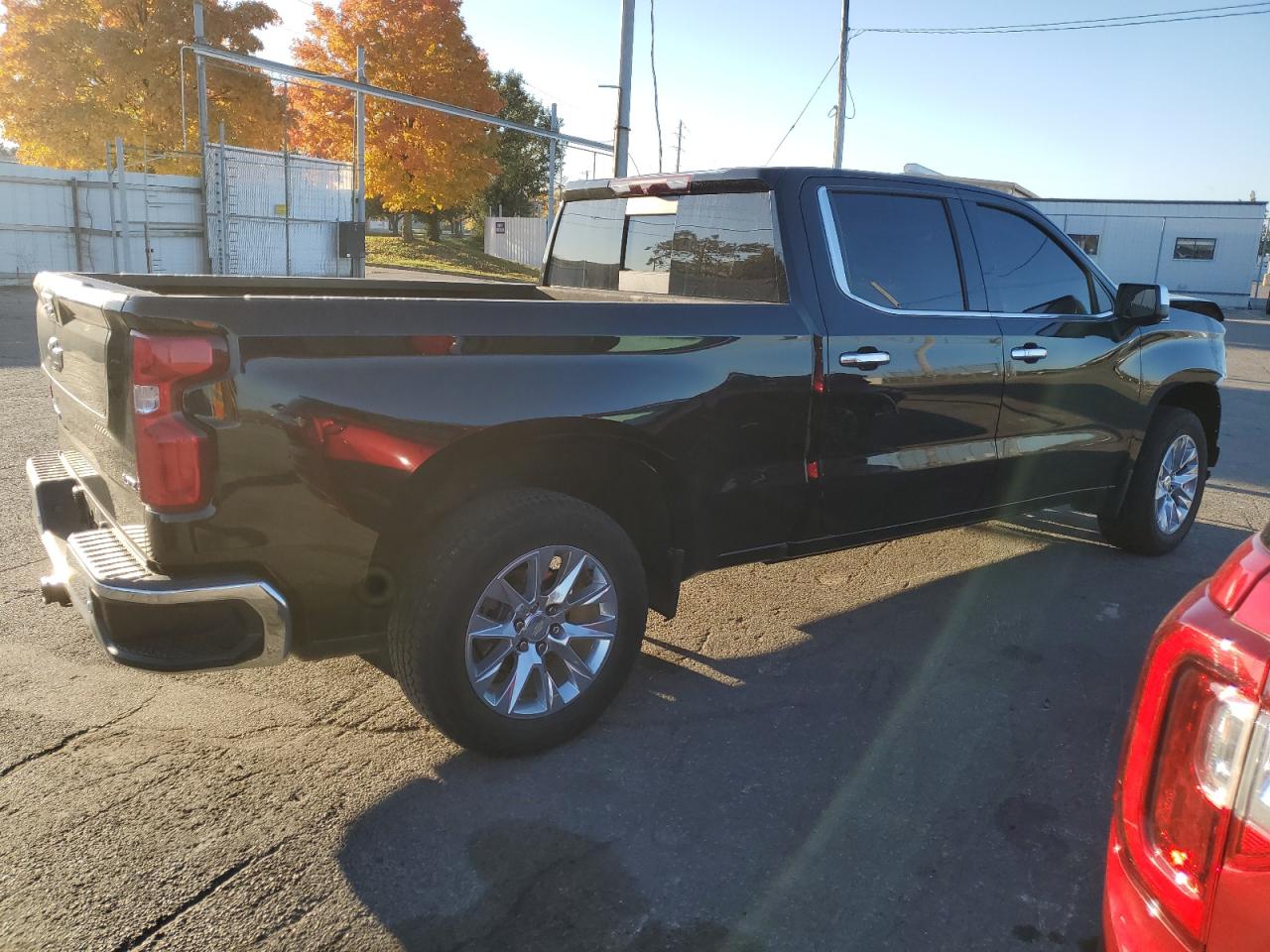 2021 Chevrolet Silverado - Image 3