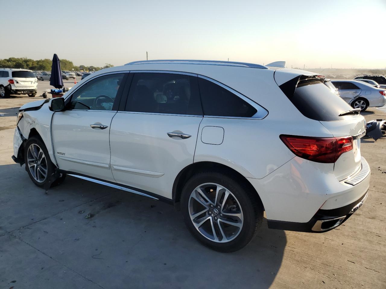 2018 Acura MDX - Image 2