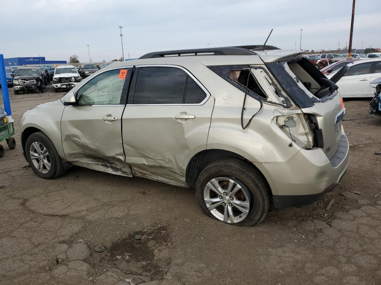 2013 Chevrolet Equinox - Image 2