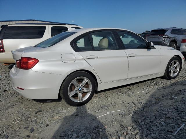  BMW 3 SERIES 2015 Білий