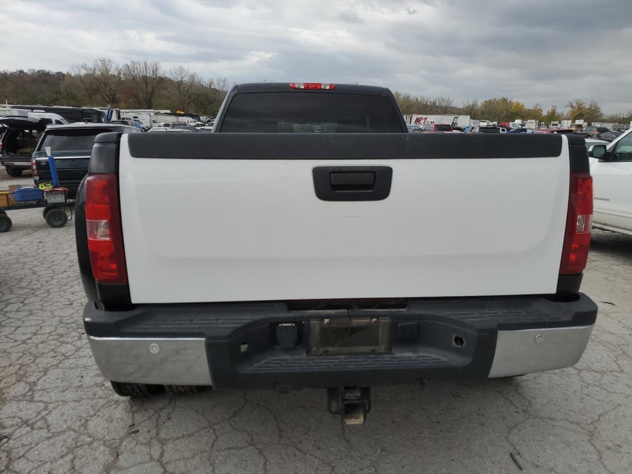 2008 Chevrolet Silverado K3500 VIN: 1GCJK33608F132698 Lot: 78493844