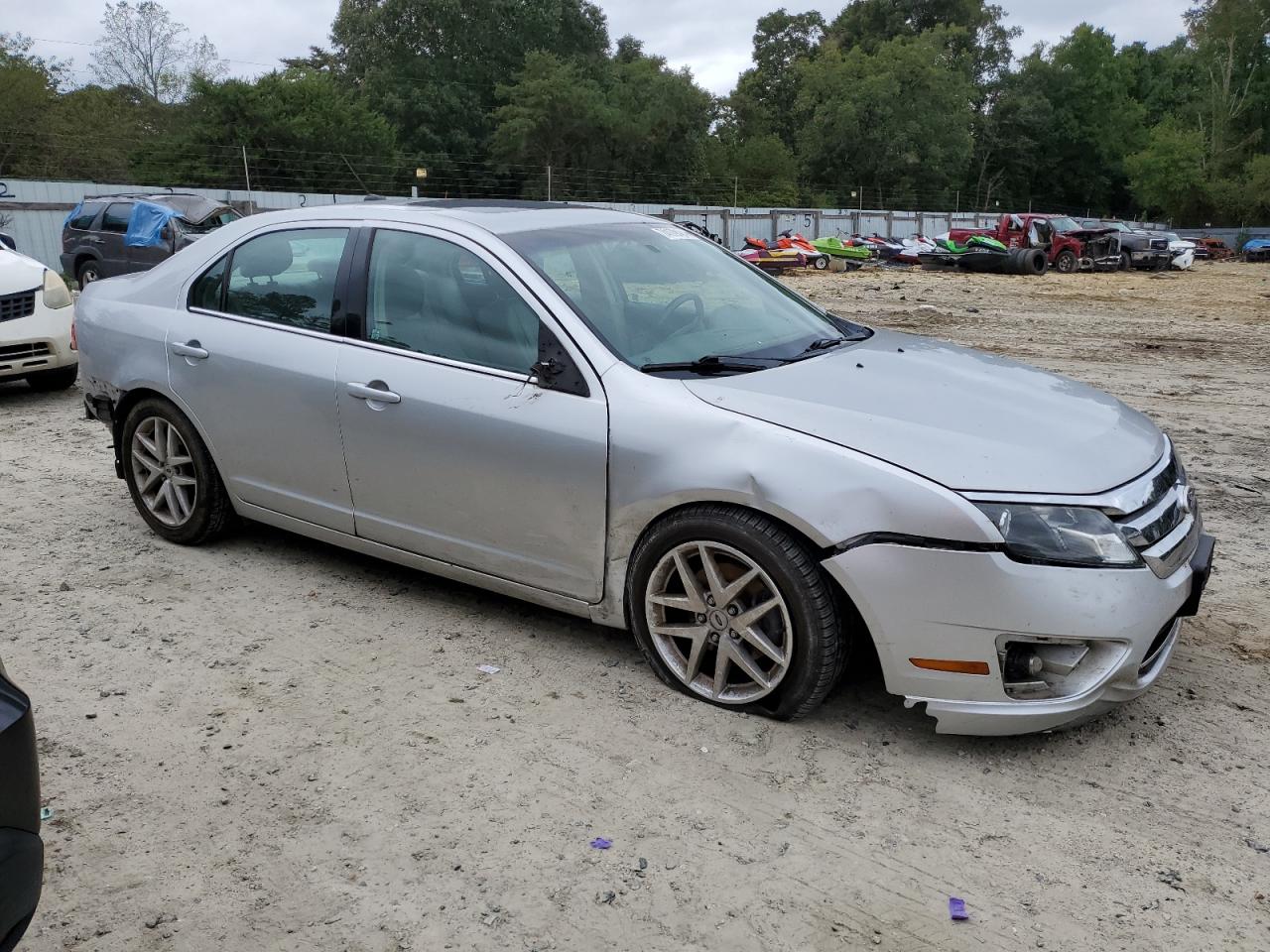 2011 Ford Fusion - Image 4