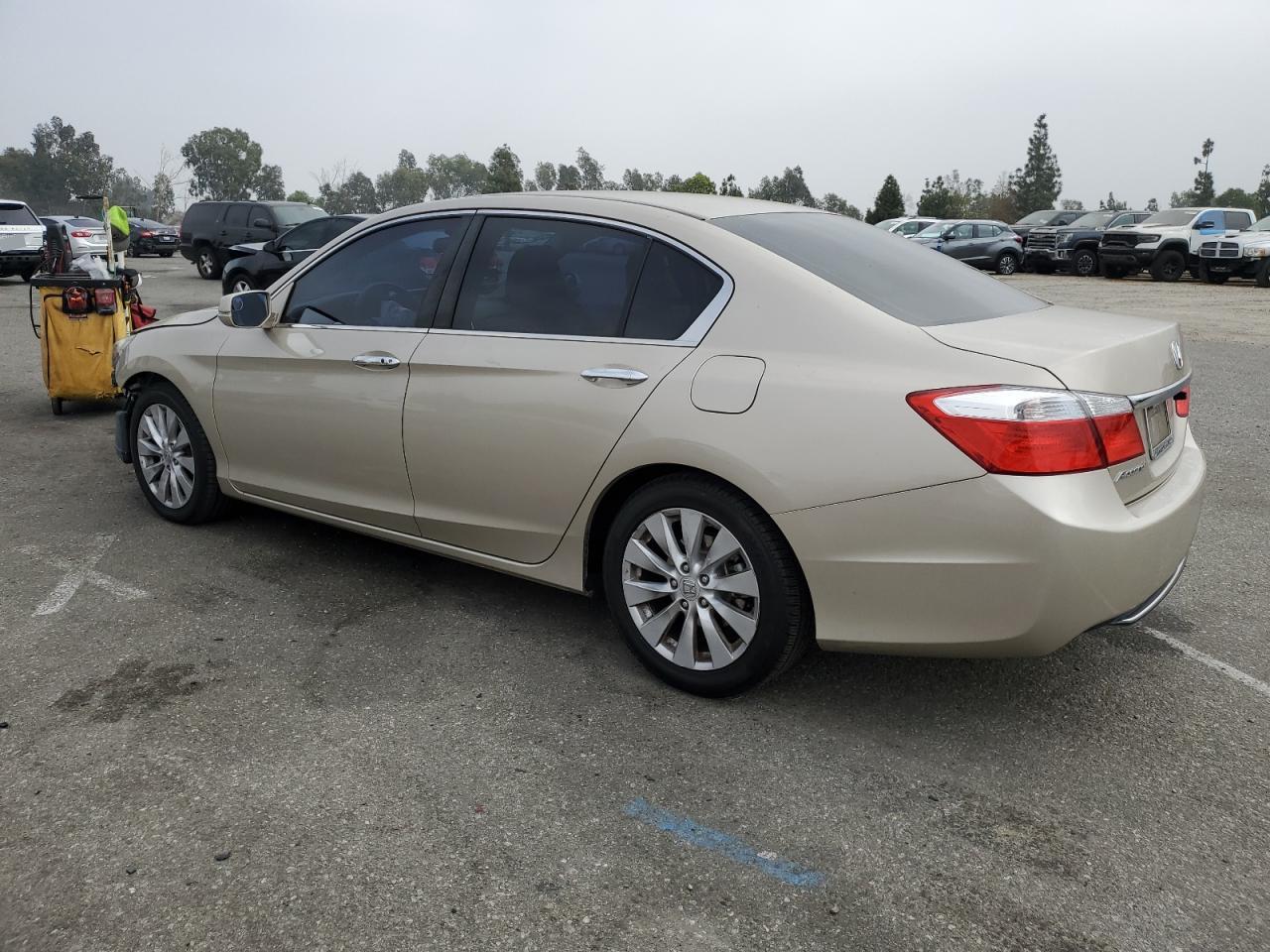 2015 Honda Accord - Image 2