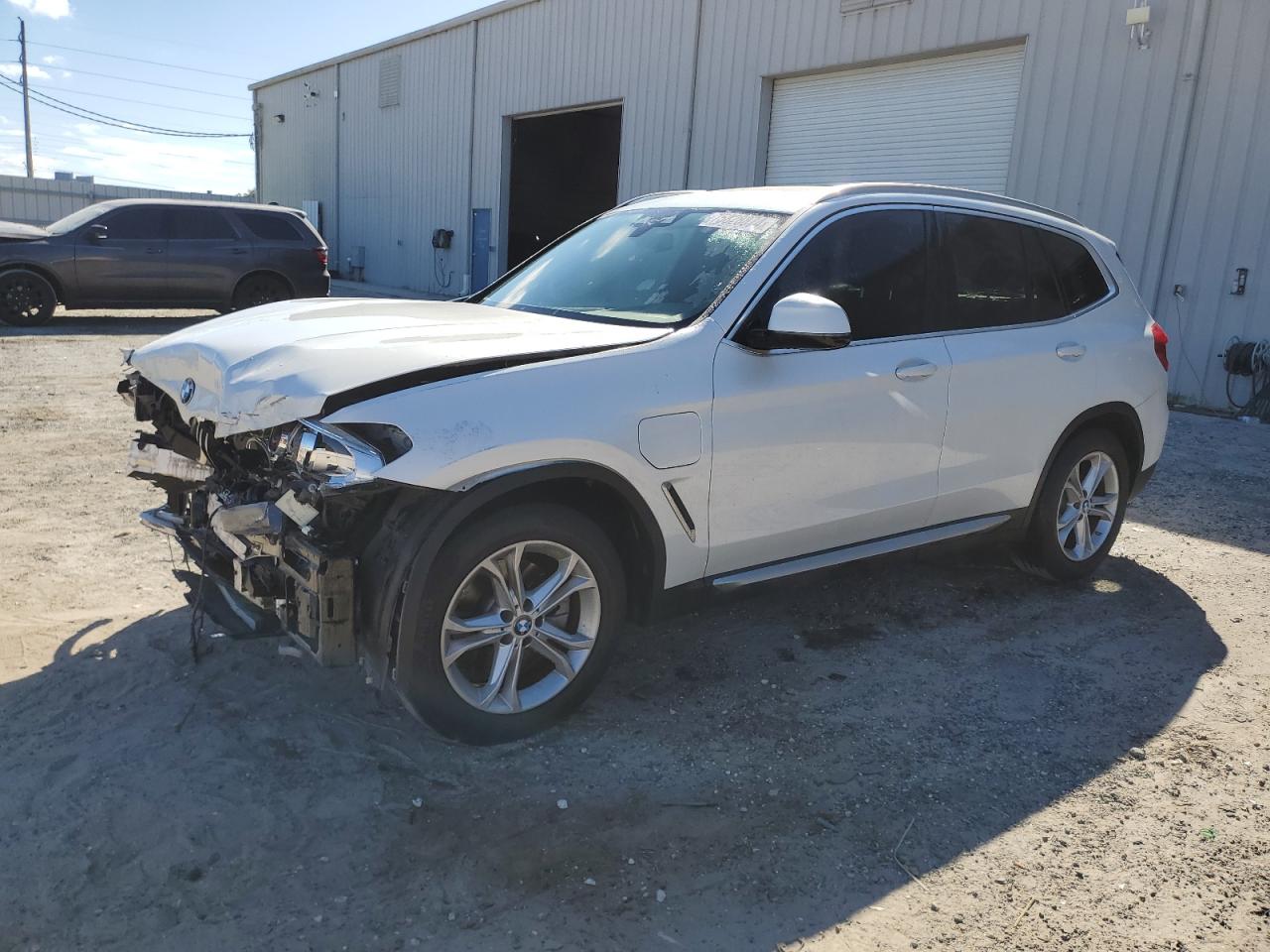 VIN 5UXTS1C02L9C52925 2020 BMW X3 no.1