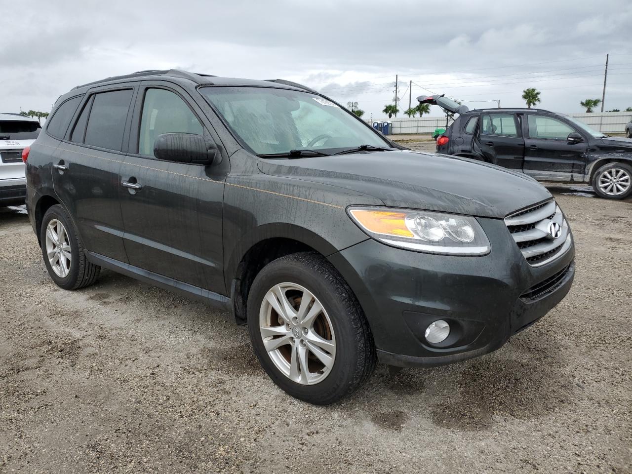 2012 Hyundai Santa Fe - Image 4