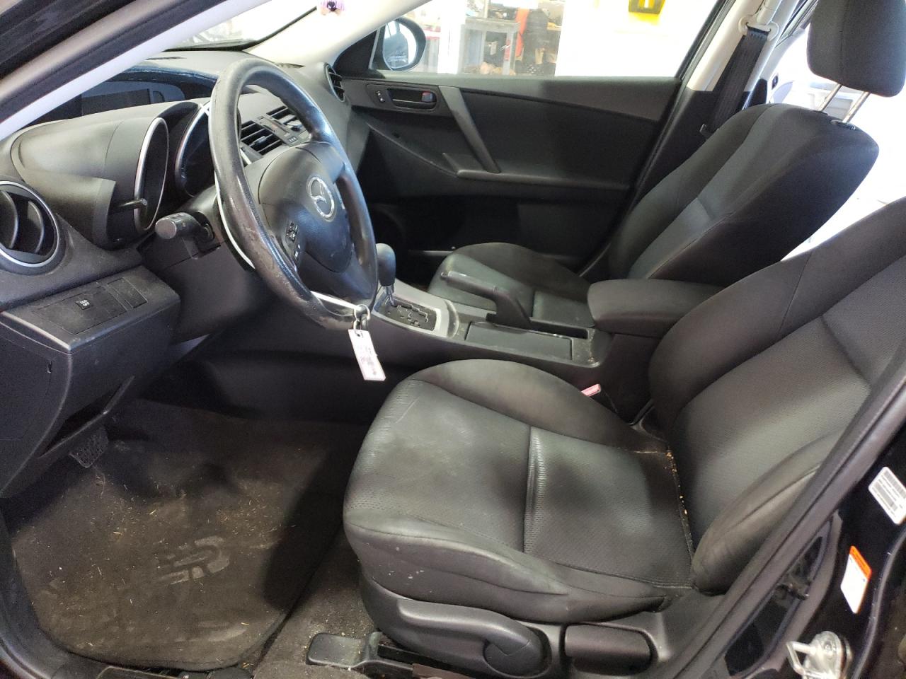 JM1BL1UF3B1498129 2011 Mazda 3 I