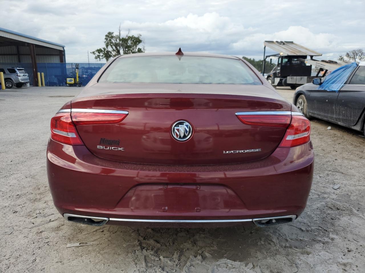 1G4ZR5SS7HU144380 2017 Buick Lacrosse Premium