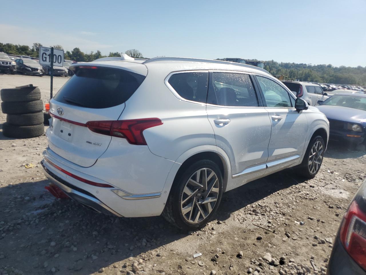 2023 Hyundai Santa Fe - Image 3