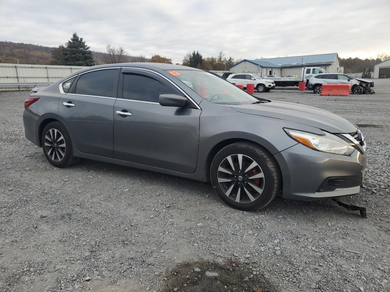 2018 Nissan Altima - Image 4