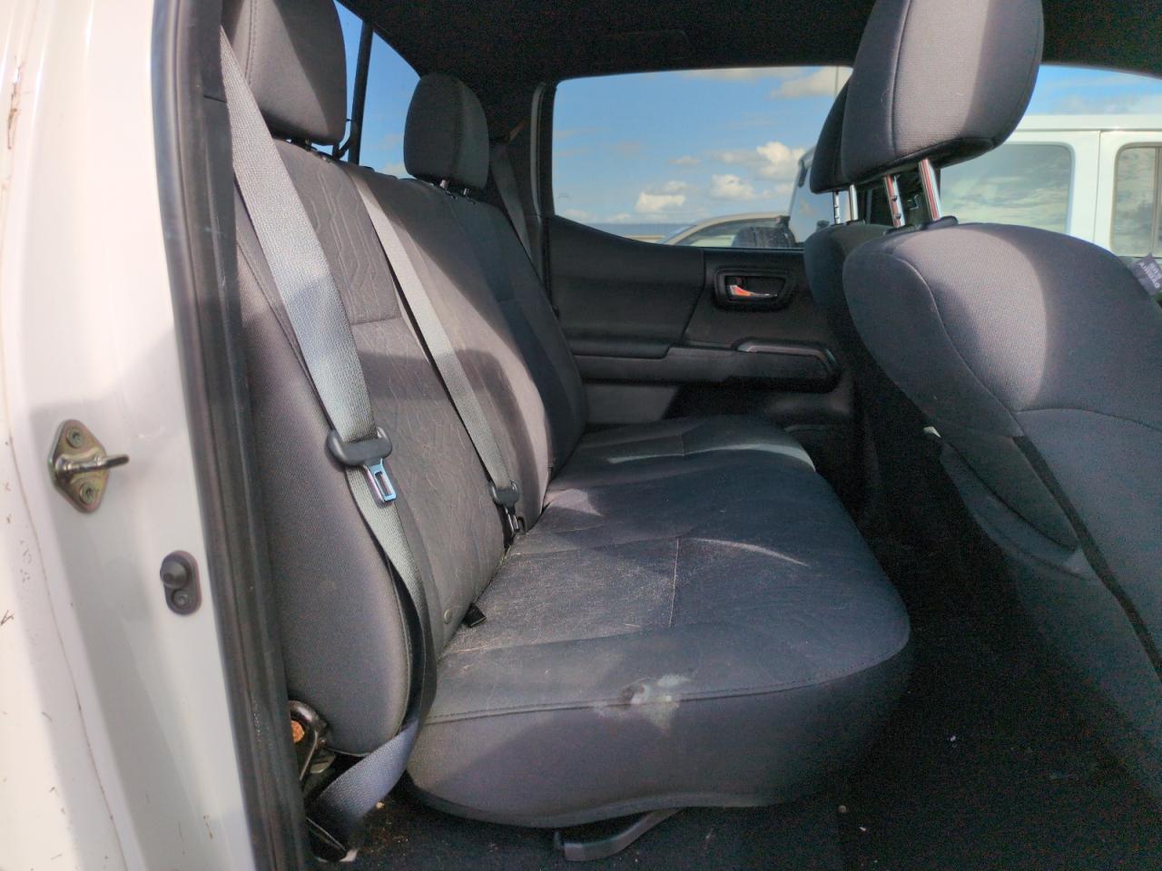 2019 Toyota Tacoma Double Cab VIN: 3TMCZ5AN8KM276856 Lot: 74628174