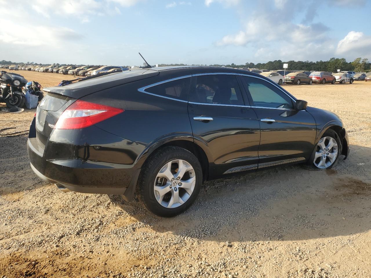 2010 Honda Accord - Image 3