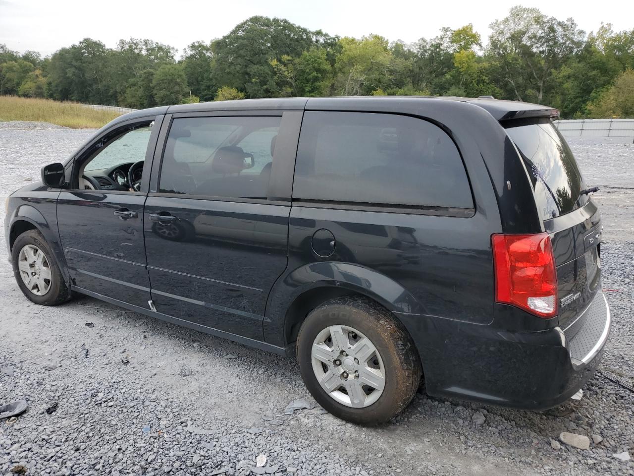 2012 Dodge Caravan - Image 2