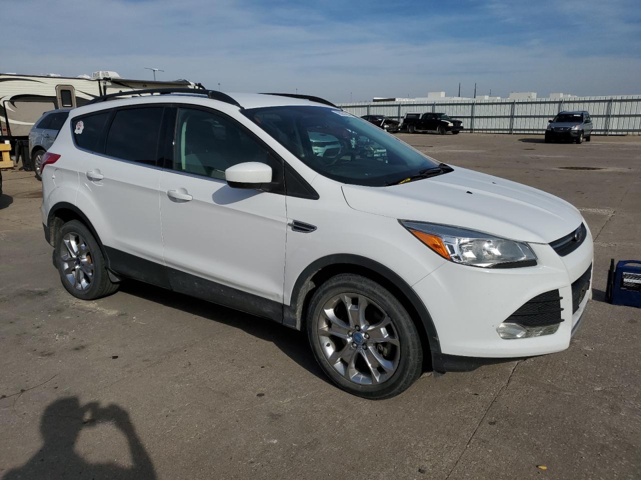 VIN 1FMCU9GXXEUB70046 2014 FORD ESCAPE no.4