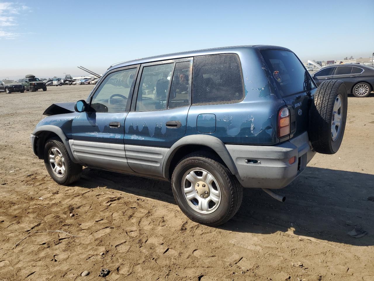 1999 Toyota RAV 4 - Image 2
