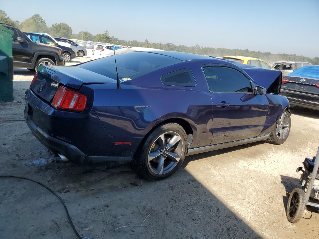 2011 Ford Mustang - Image 3