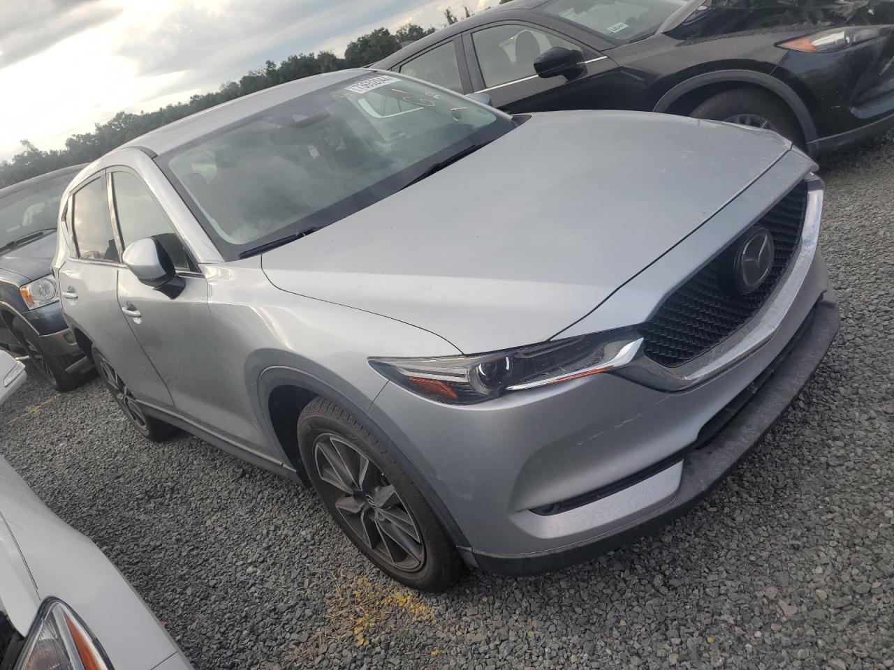 2017 Mazda CX-5 - Image 4