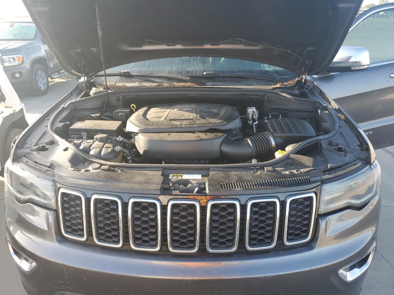 1C4RJEBG7HC915479 2017 Jeep Grand Cherokee Limited