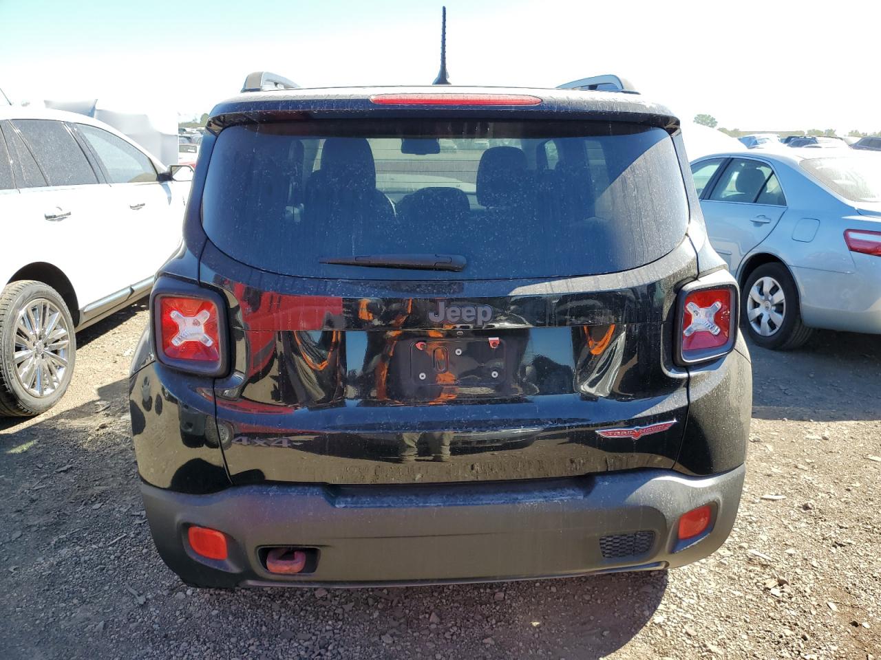 ZACCJBCT1GPD18516 2016 Jeep Renegade Trailhawk