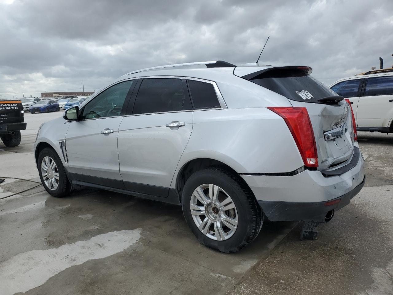 2015 Cadillac SRX - Image 2