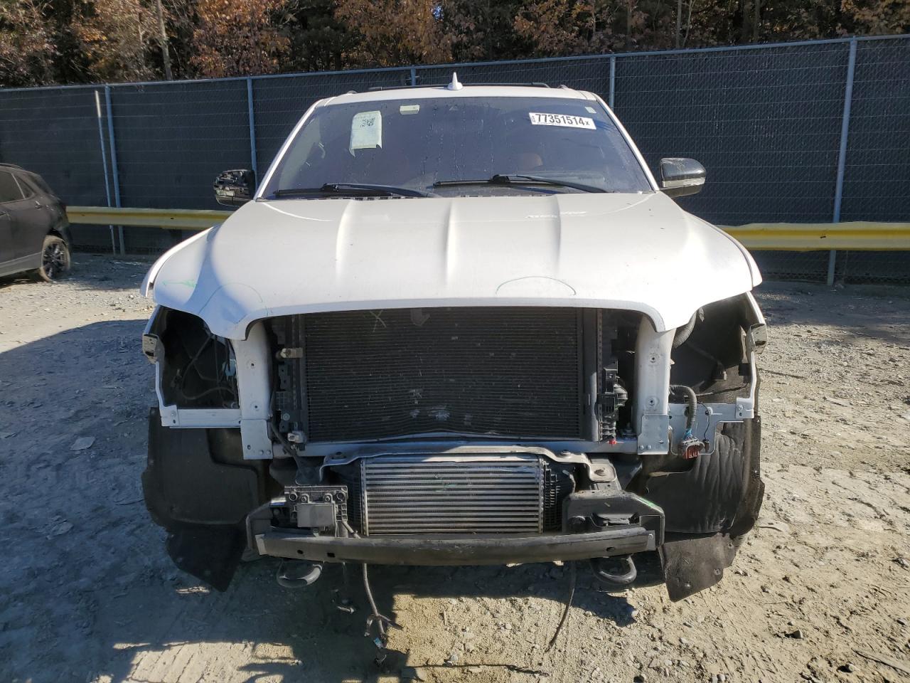 2019 Lincoln Navigator - Image 5