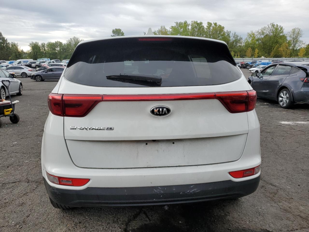 KNDPM3AC0J7450303 2018 Kia Sportage Lx