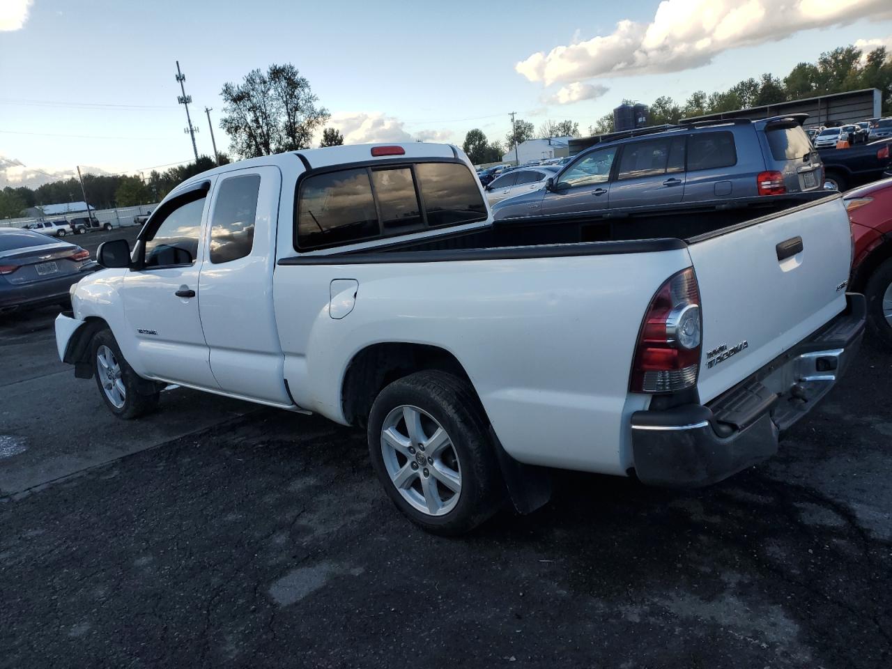 2012 Toyota Tacoma - Image 2