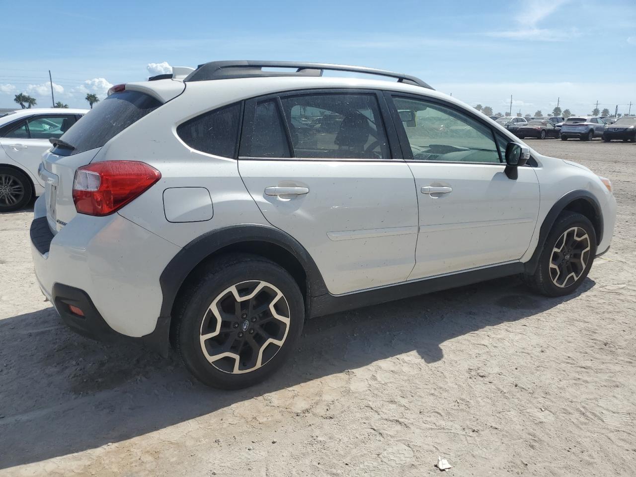 2016 Subaru XV - Image 3