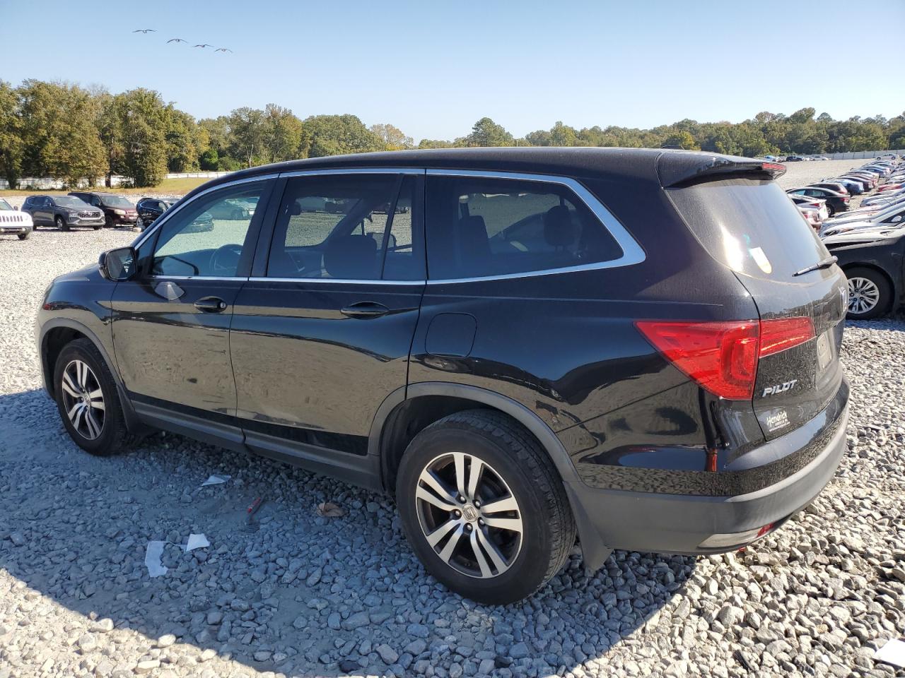 2016 Honda Pilot - Image 2