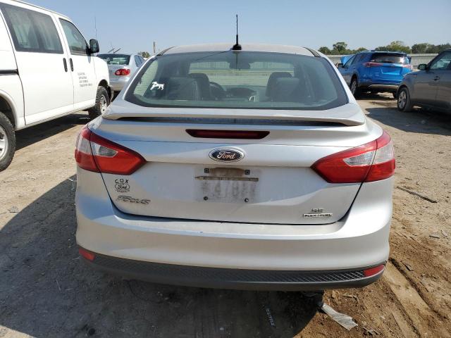 Sedans FORD FOCUS 2014 Silver