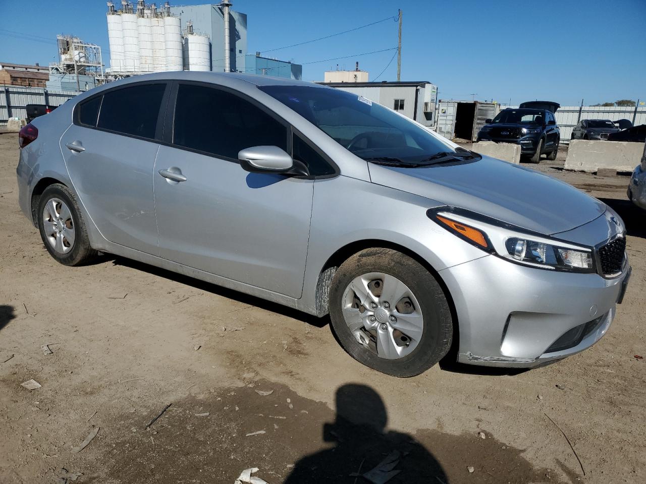 2017 Kia Forte - Image 4