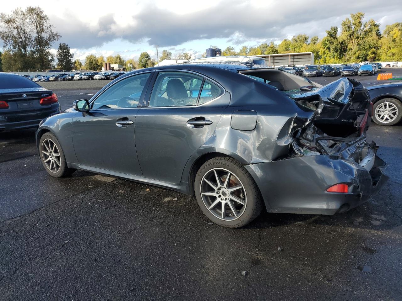 2010 Lexus IS - Image 2
