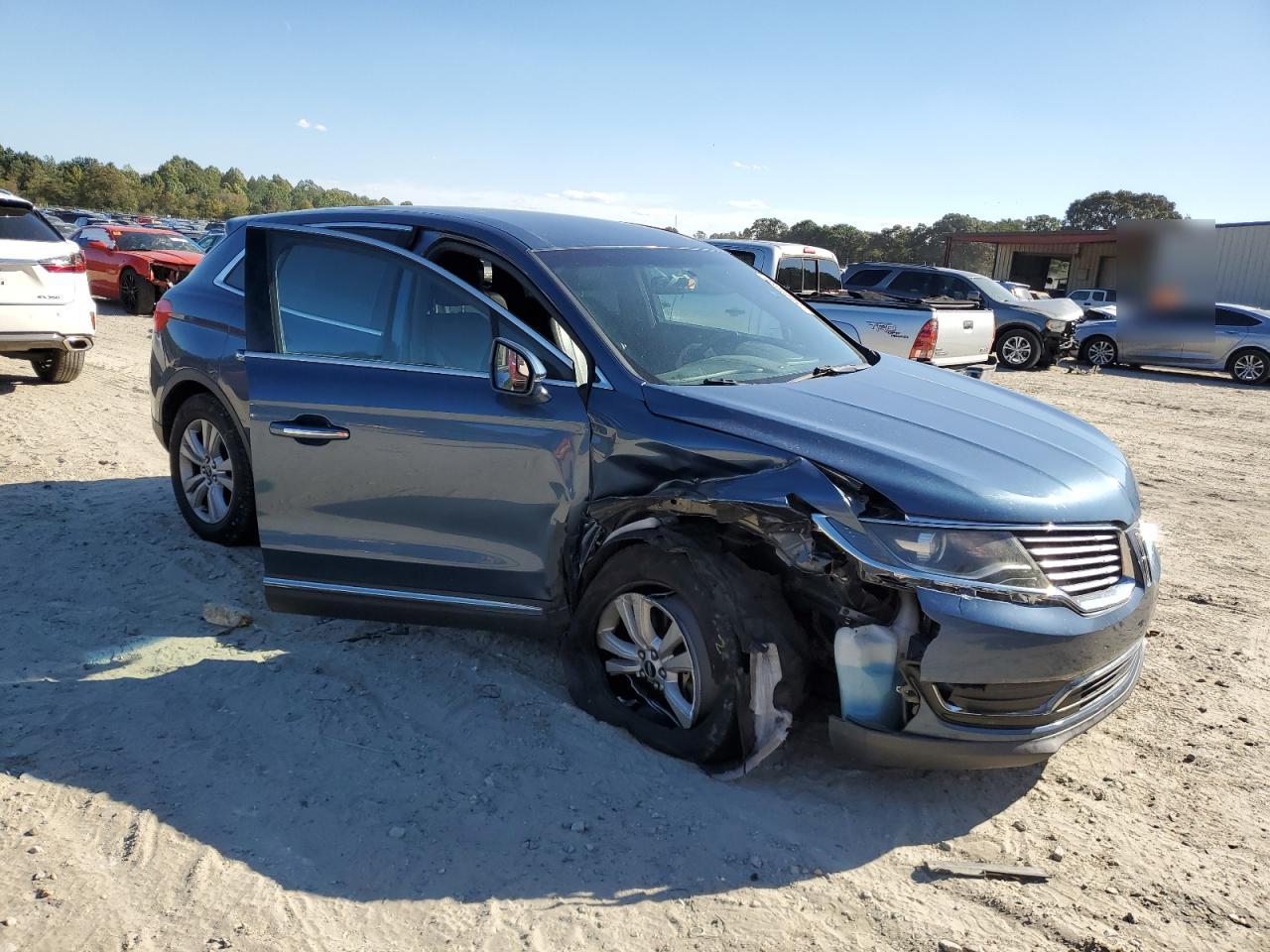 2018 Lincoln MKX - Image 4