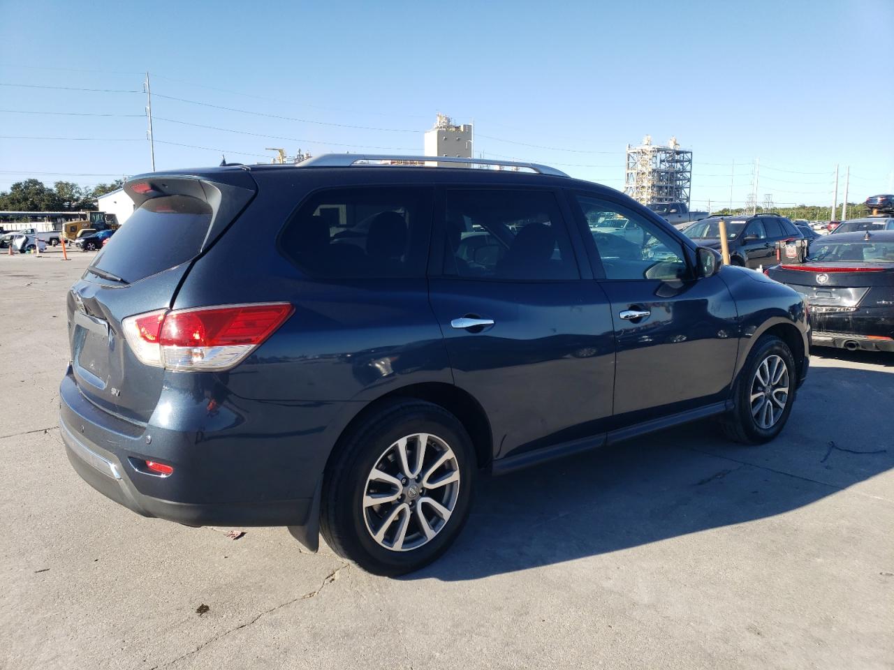 2013 Nissan Pathfinder - Image 3