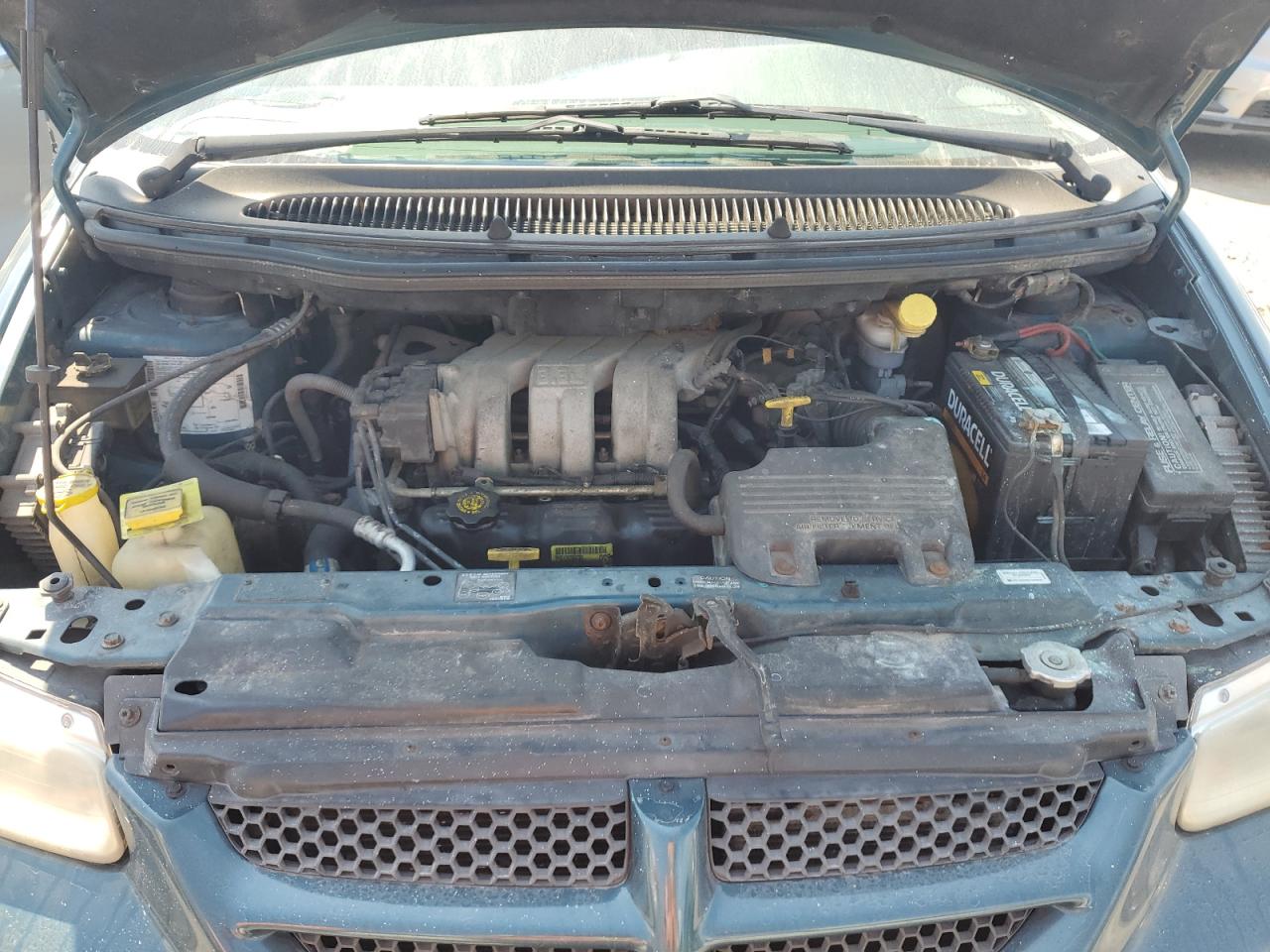 2B4GP45G9YR667980 2000 Dodge Caravan Se