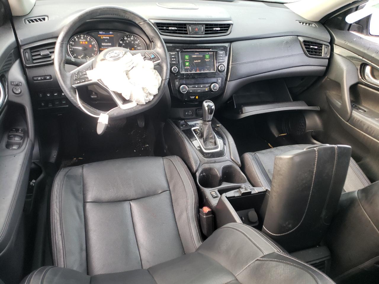 2018 Nissan Rogue - Image 8