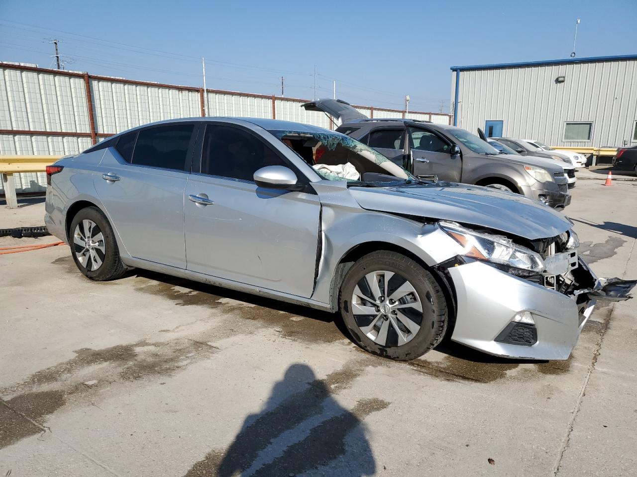 2020 Nissan Altima - Image 4