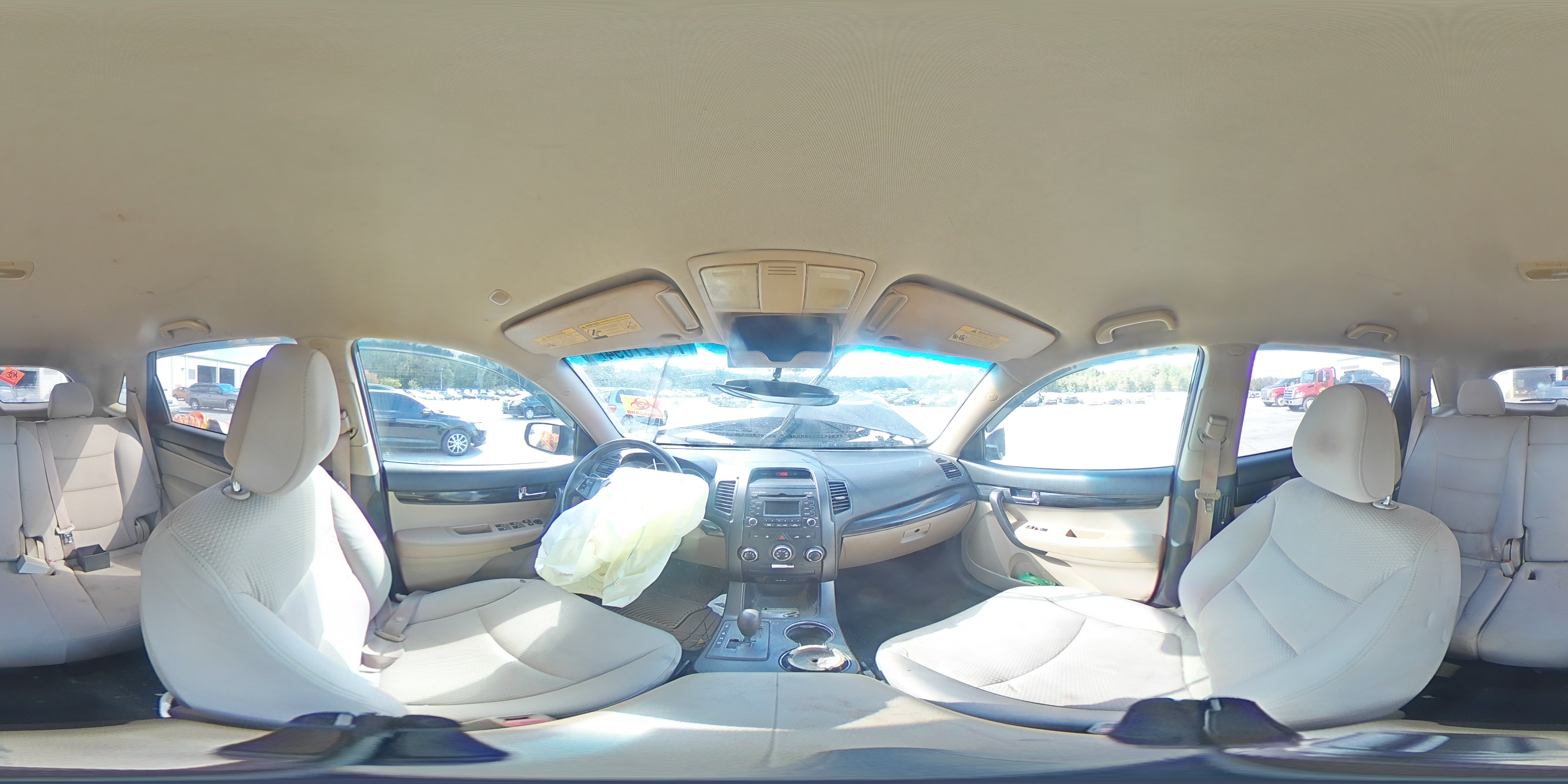 2011 Kia Sorento - Image 12