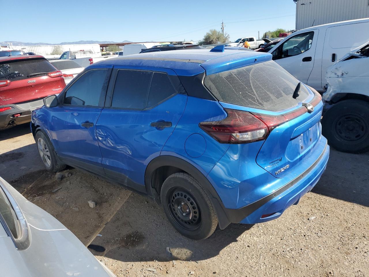 2022 Nissan Kicks - Image 2