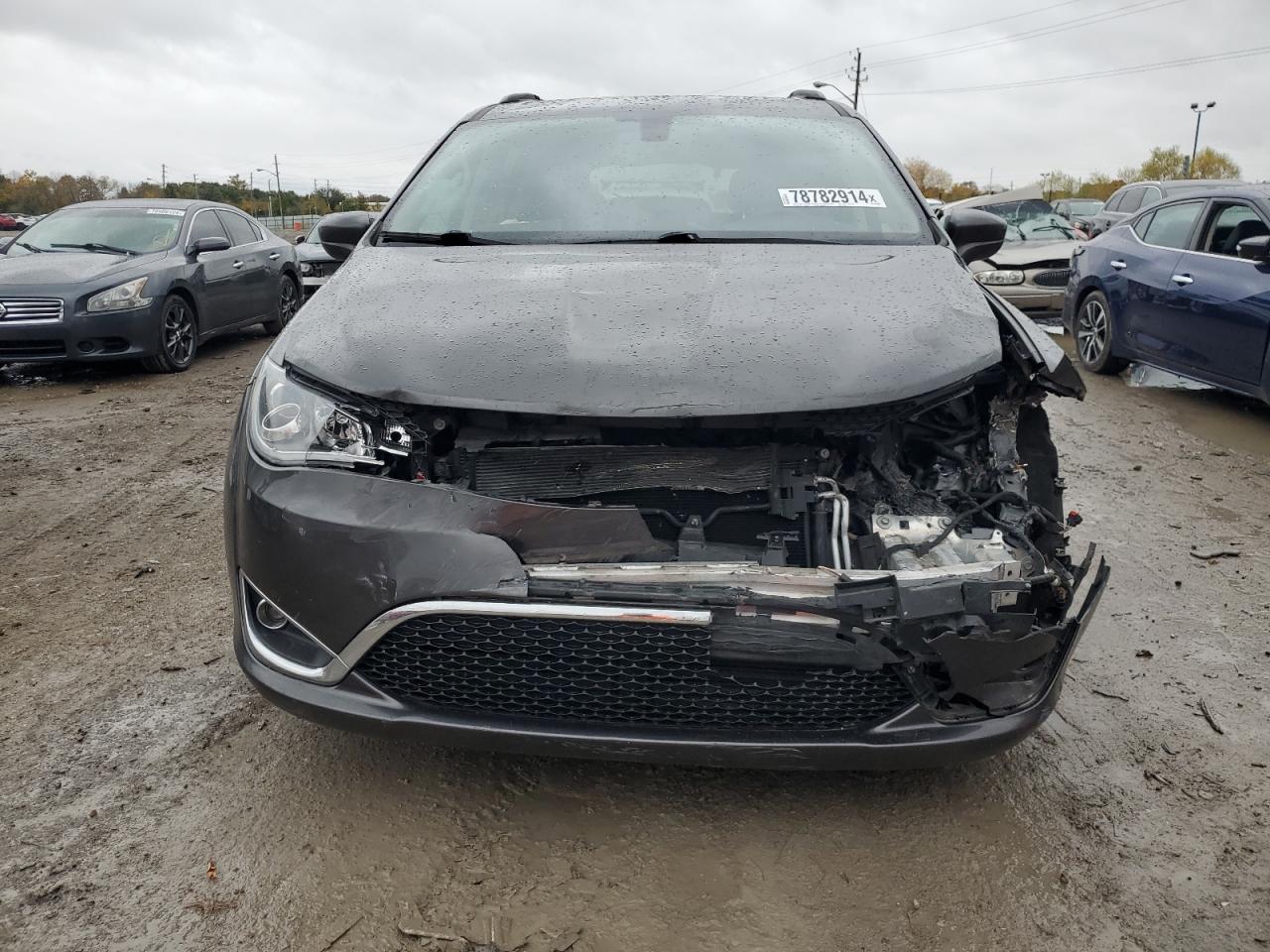2019 Chrysler Pacifica - Image 5